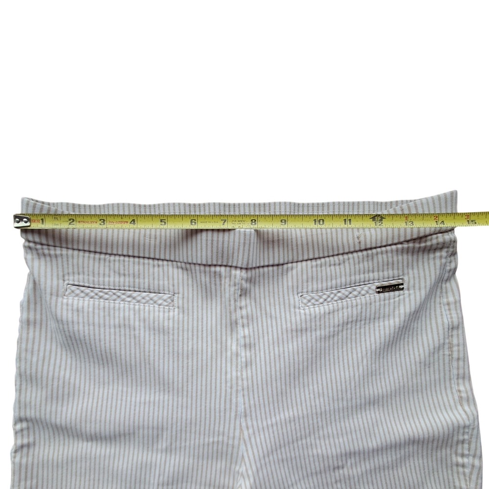 Jones New York Signature Tan White Striped Pull On Shorts Womens Medium Stretch‎ - Picture 3 of 9